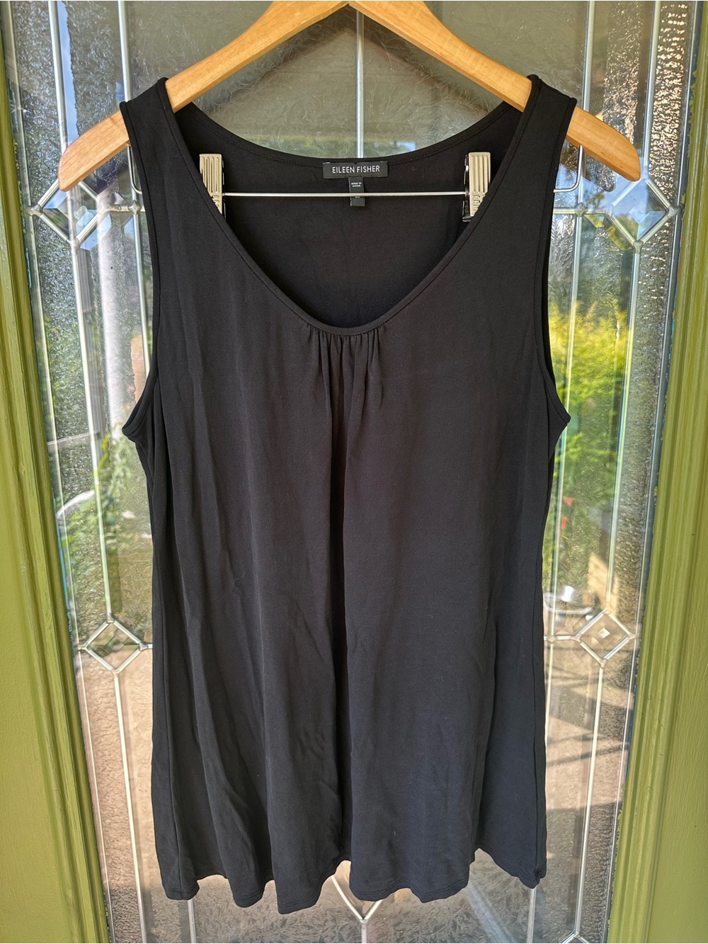 Eileen fisher medium black silk tank flowy pleated accent layering boho minimal